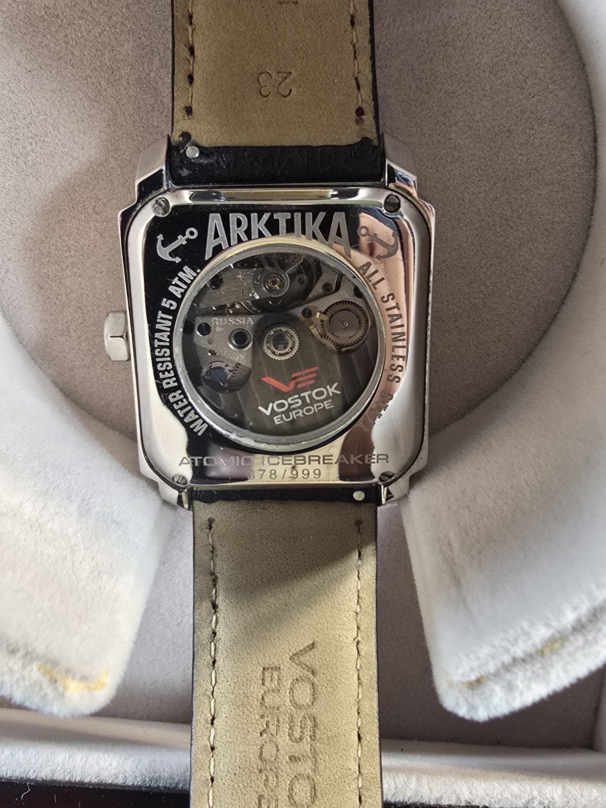VOSTOK Europe ARKTIKA AUTO ATOMIC ICEBREAKER WATCH 378/999 DAY/NIGHT 32 J.