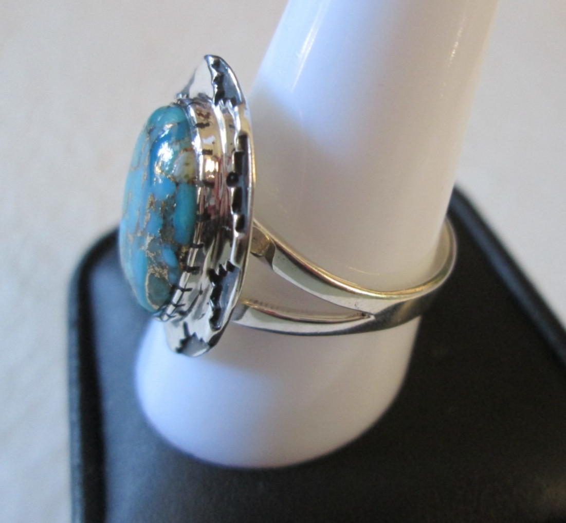 Santa Fe Style Mojave Turquoise Sterling Silver Ring (Sz 11) 10.00 cts.