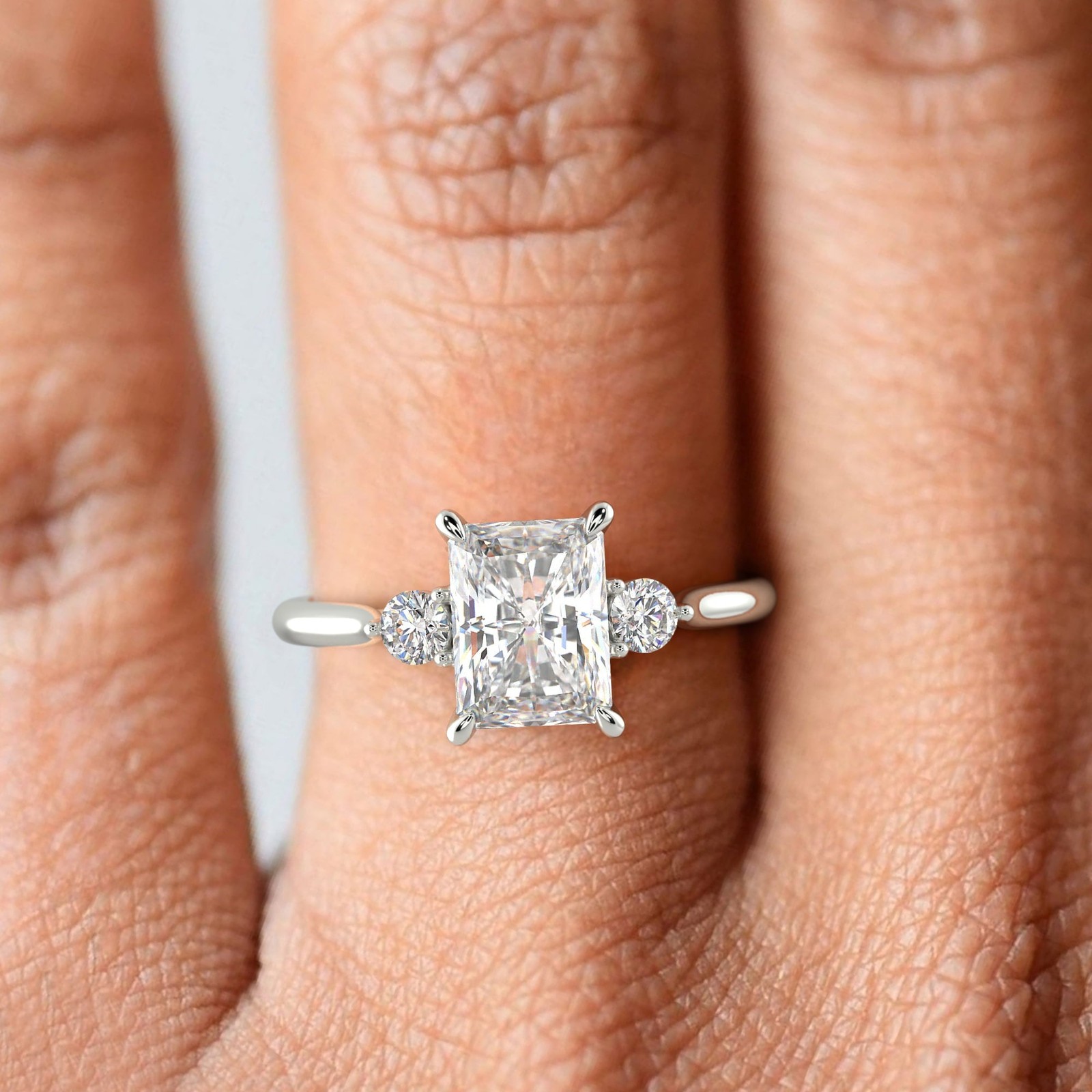 1.7 Ct Radiant Cut Diamond Engagement Ring SI1 E White Gold 14k