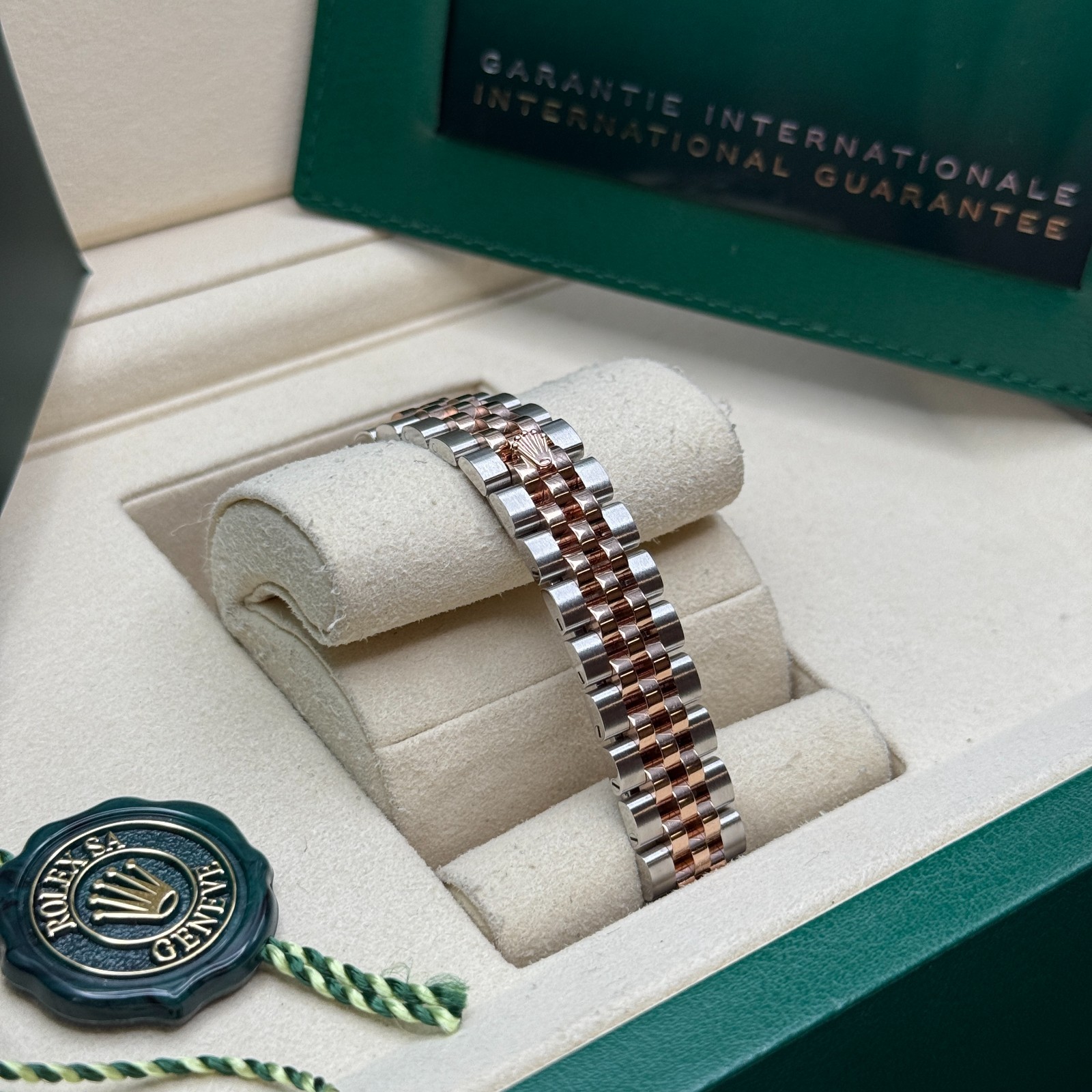 Rolex Lady-Datejust Mother Of Pearl Diamond Two Tone Rose Gold Diamond Jubilee
