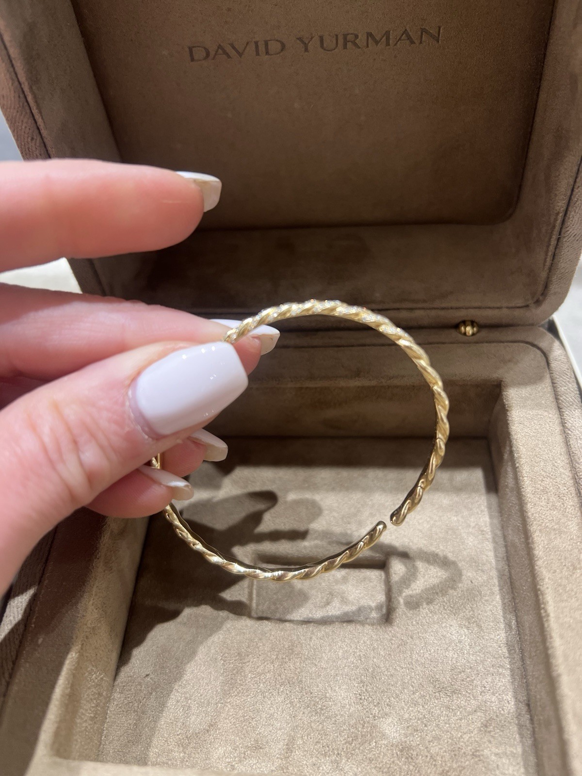 David Yurman 18k Yellow Gold and diamond pave flex bracelet size m $7900 value