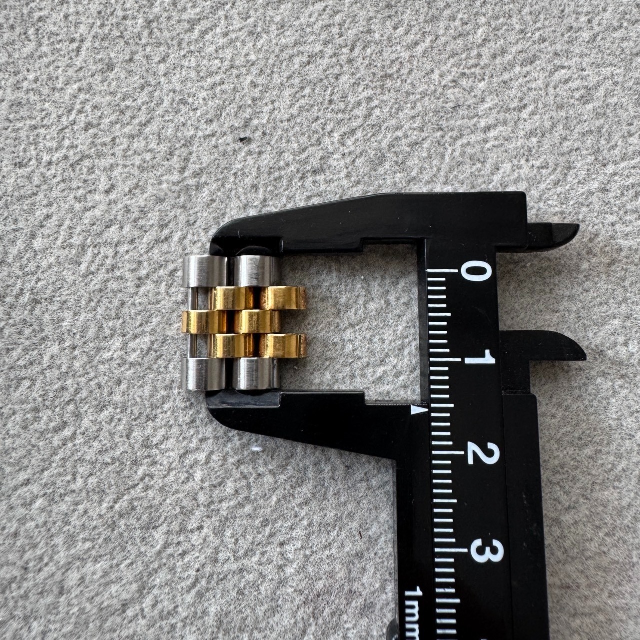 ROLEX 2Link for DATEJUST 16233 16013 YG×SS 15.5mm×5.5mm YZ6387-1