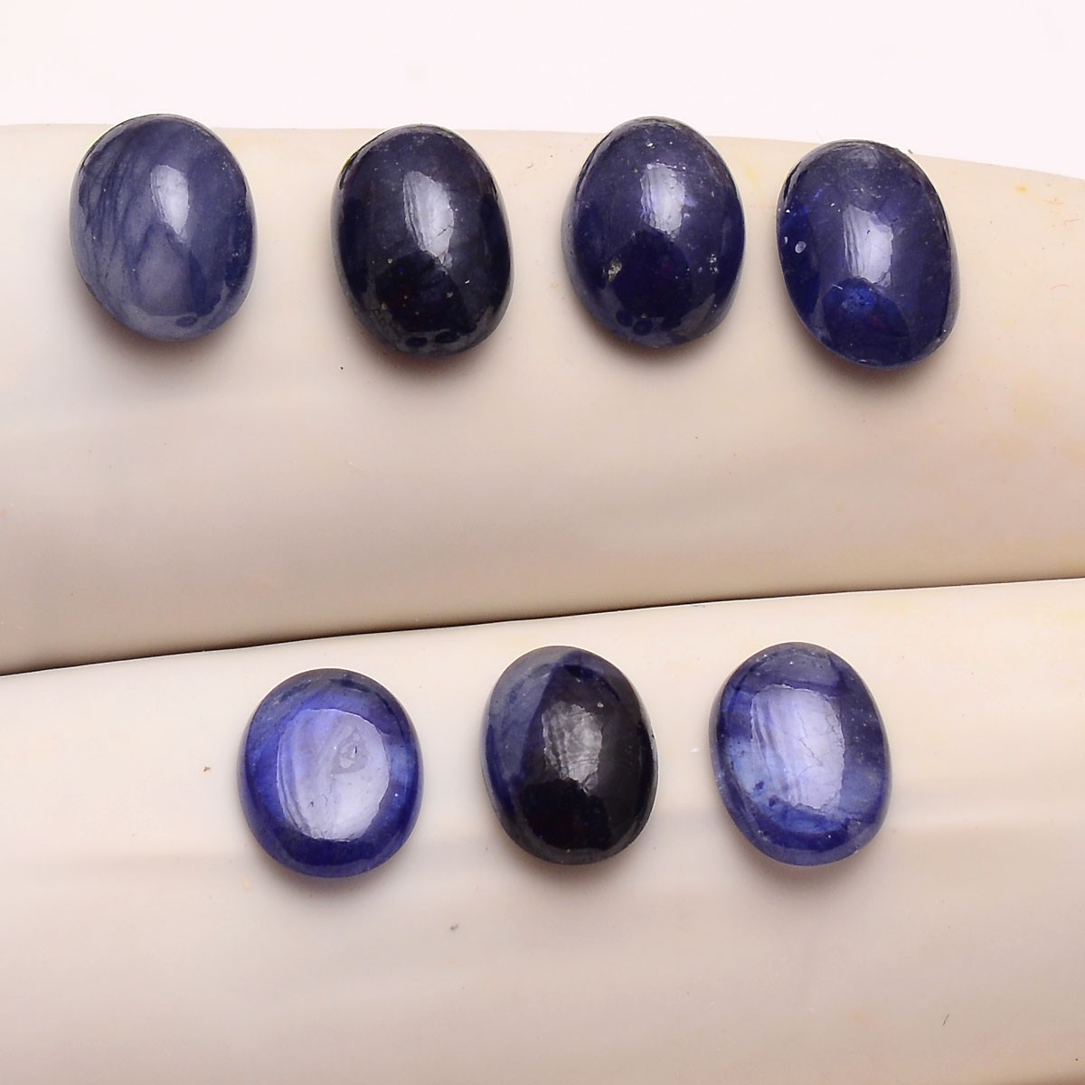 Set Of 7 Pcs Natural Blue Sapphire 8.32mm-9.46mm Oval Cabochon Gemstones Lot