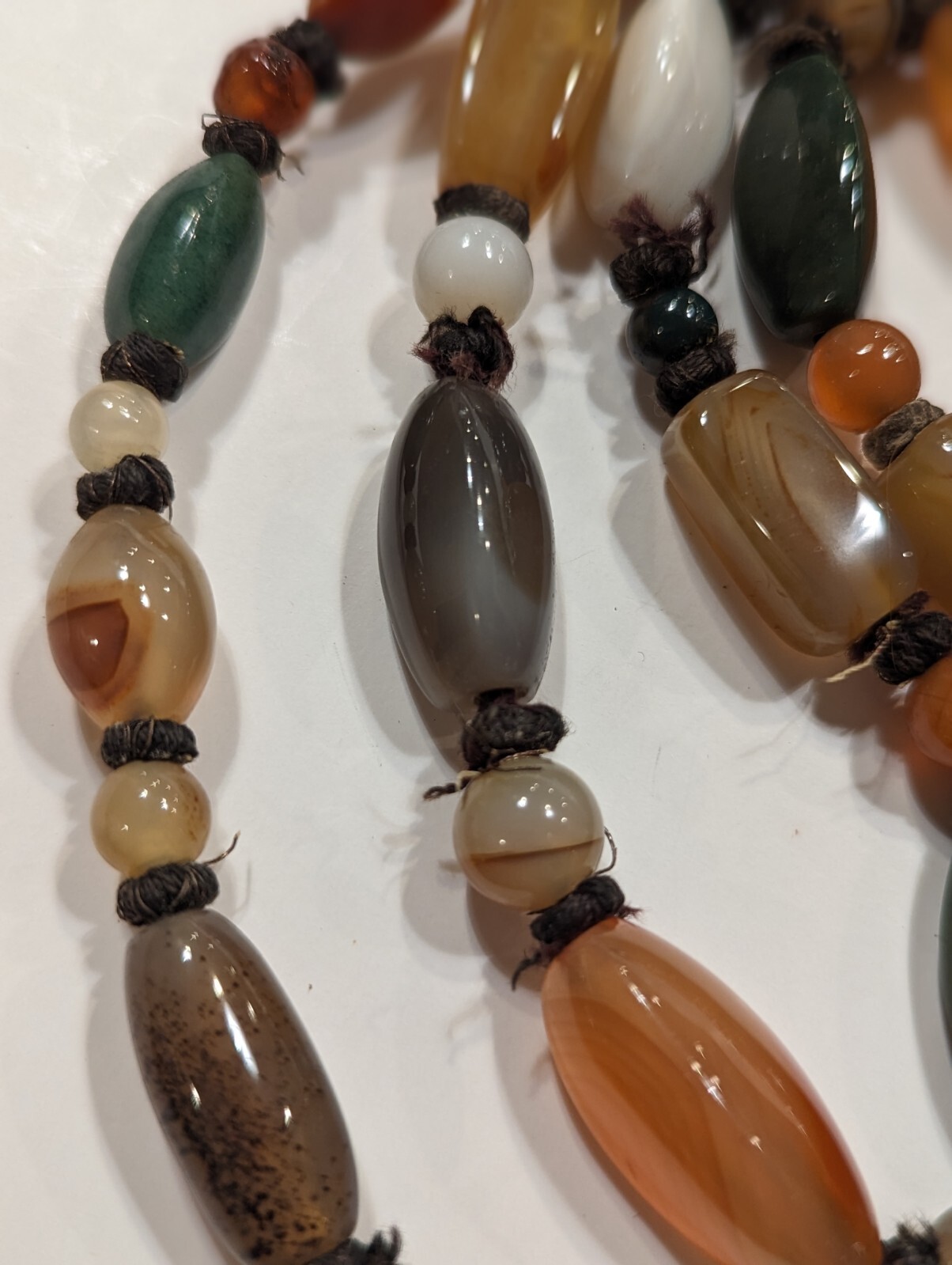 Semi Precious Polished Agate 54″ Necklace Hand Knotted Southeast Asia VNTG 1960s