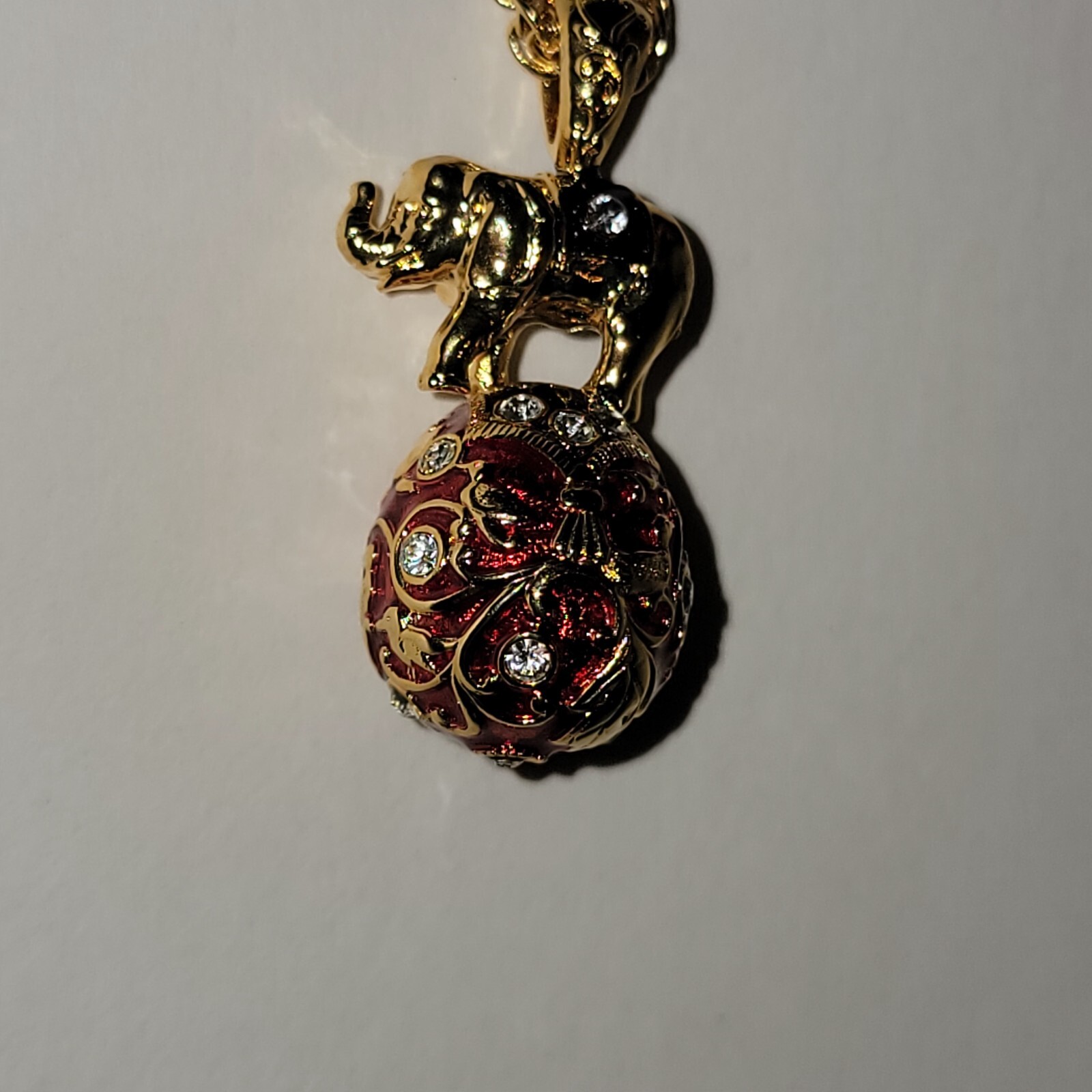 Vtg Edgar Berebi Taj Mahal Egg Necklace Pendant Gold Tone Enamel Rhinestone