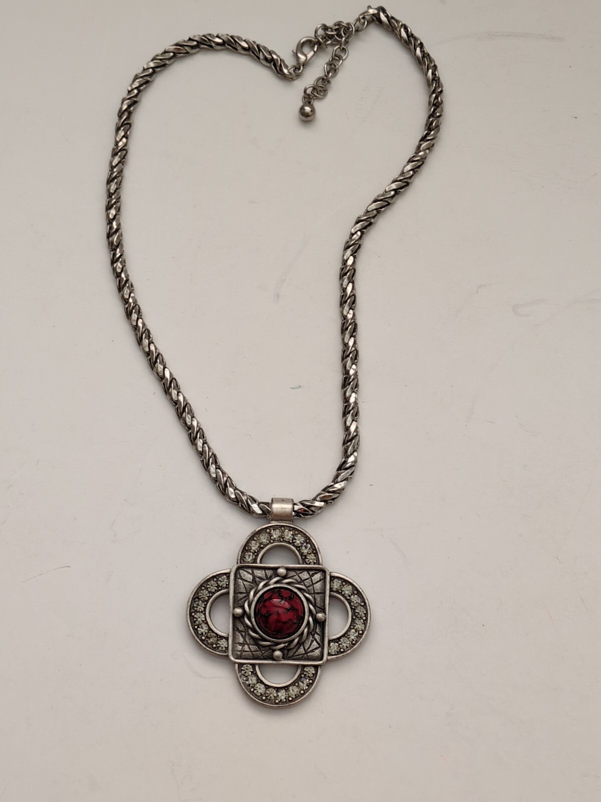 Pewter Rhinestone Medallion Necklace 21″ Fashion Burgundy Red Stone (cb2)