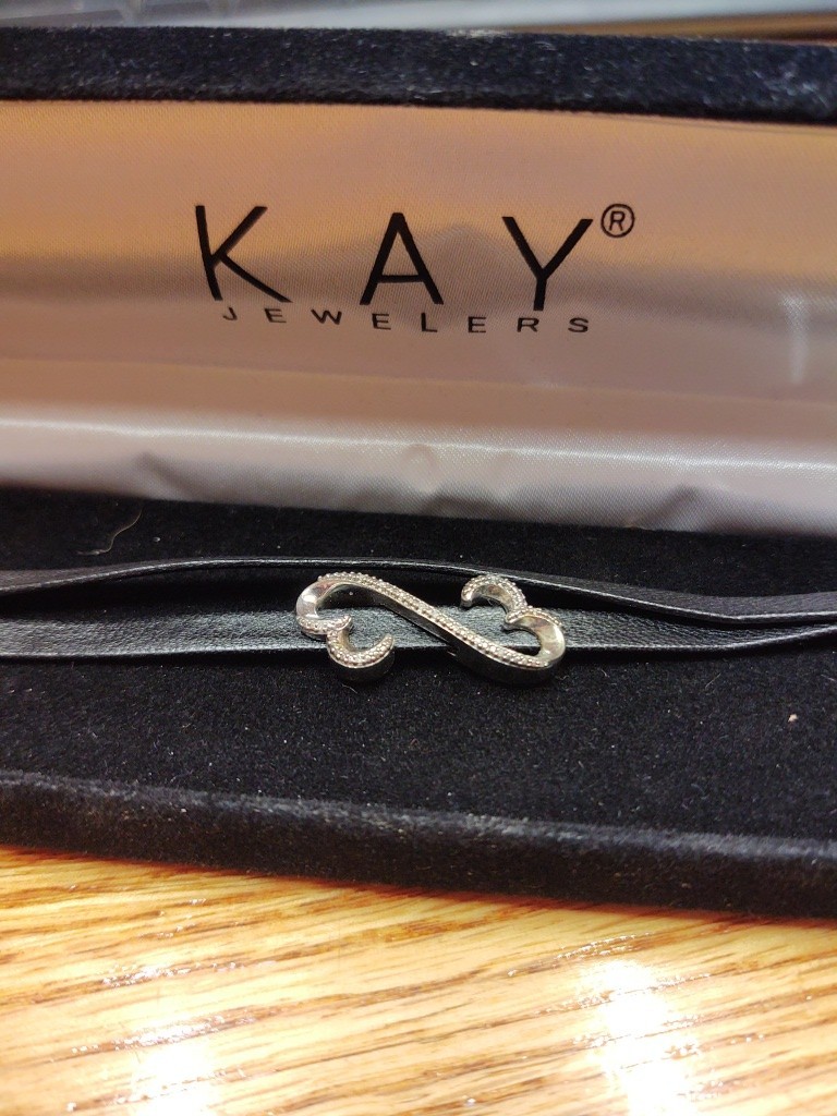 Jane Seymour Sterling Silver Diamonds Open Heart Black Leather Bracelet Gift Box