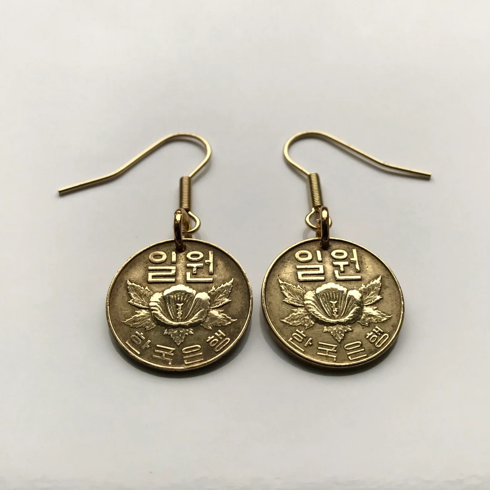 1967 South Korea 1 Won coin earrings Rose of Sharon Mugunghwa Seoul Busan 000041