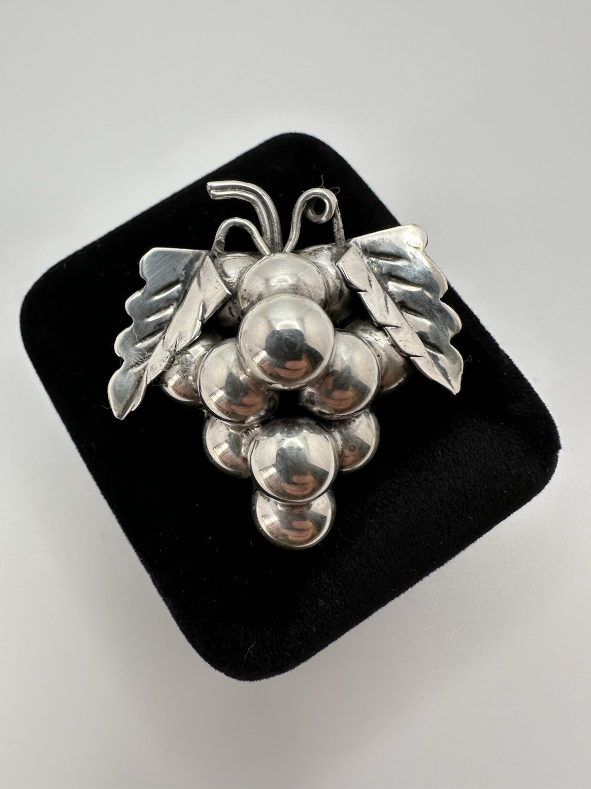 Vintage Sterling Silver A Dominguez Taxco Grape Brooch 3.6cm JB19