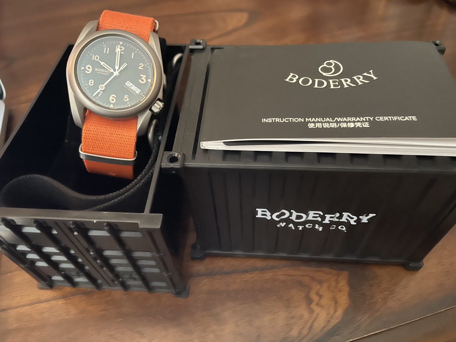 Boderry automatic watch