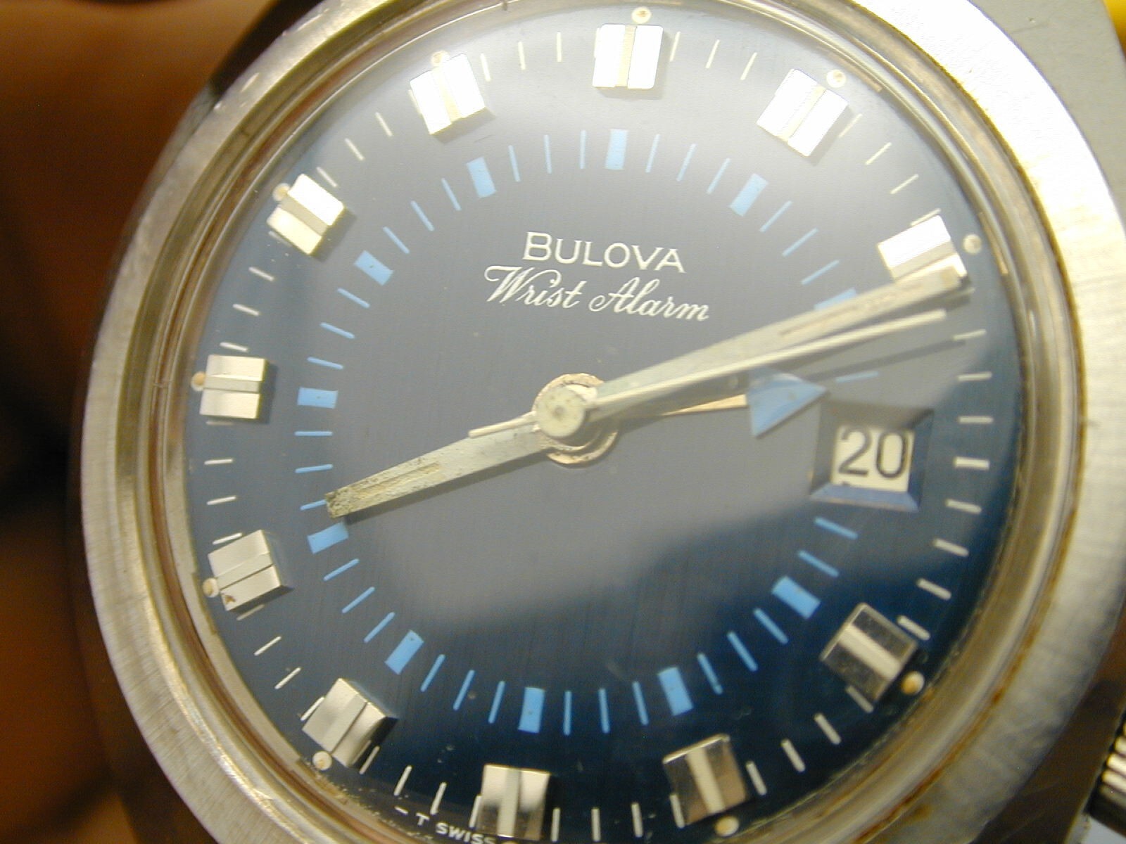 VINTAGE 1967 BULOVA WRIST ALARM WITH FANTASTIC BLUE DIAL RUNS ON 8-5-24
