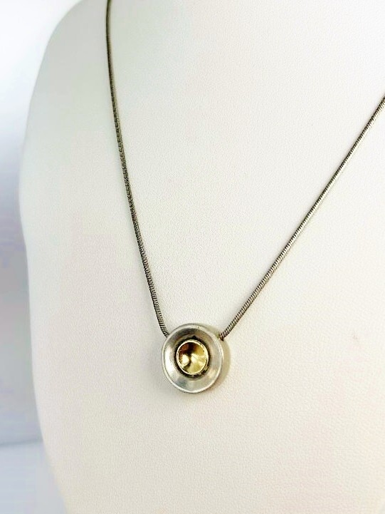 Sterling Silver 14 kt Round Pendant Stamped 585 & 925