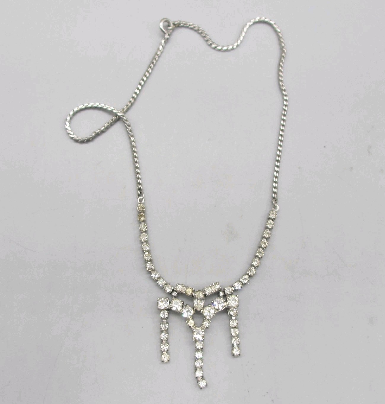 Vintage Rhinestone Necklace Dangles Sparkly 15 Inch
