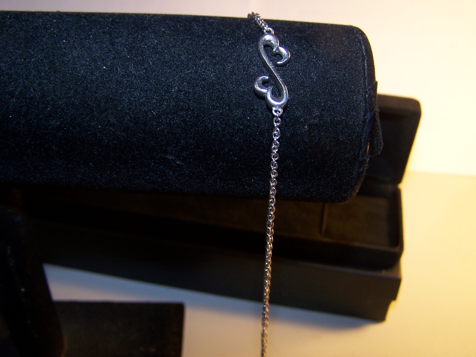KAY JEWELERS JANE SEYMOUR RARE DOUBLE OPEN HEART STERLING SILVER TENNIS BRACELET