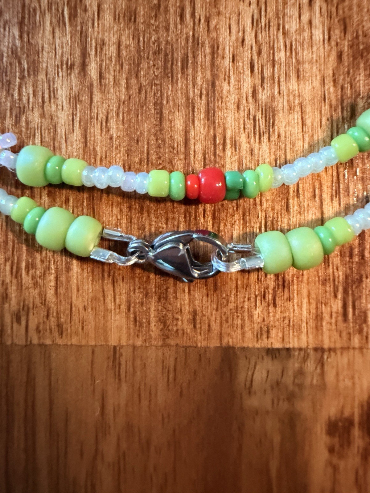 🍓Handmade Strawberry Pasture Glass Seed Bead Necklace 17.5” Stainless Steel🌿