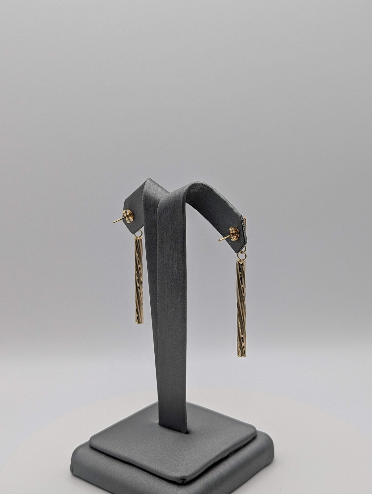 14K YG Dia Cut Twisted Dangly Earrings