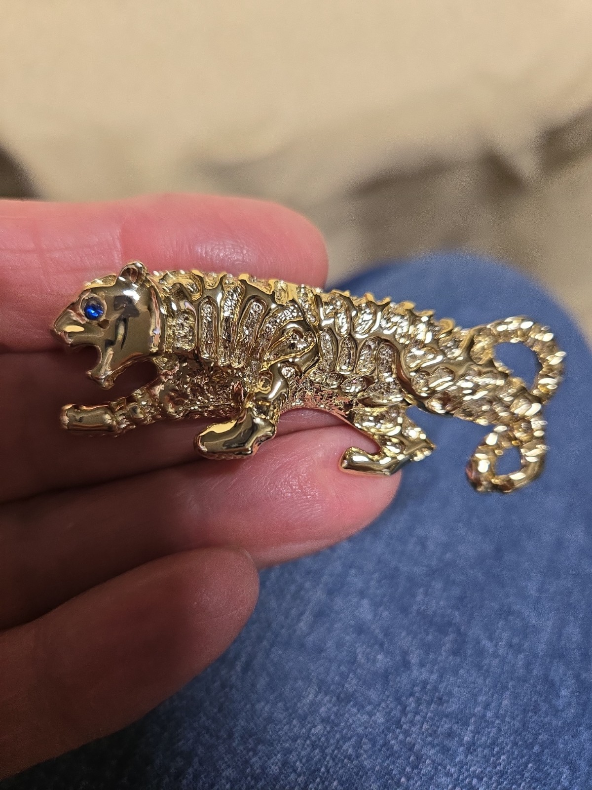 Gerry’s Vintage Jaguar Pin with Blue Stone eye