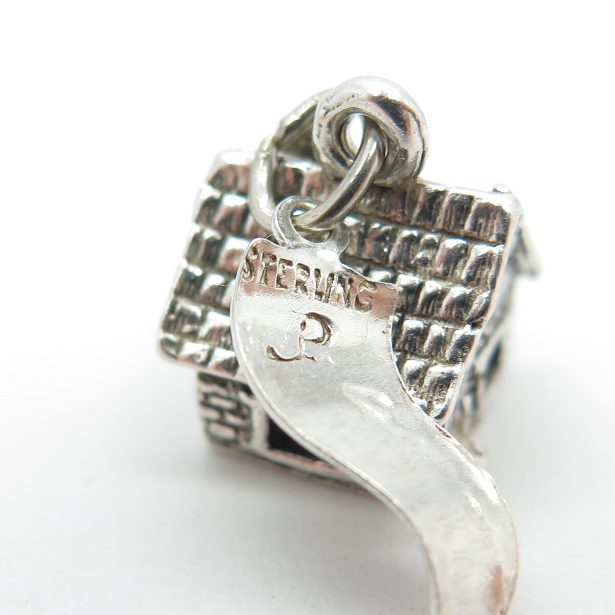 PACIFIC JEWELRY 925 Sterling Silver Vintage “Big Bar Lake” Old House 3D Pendant