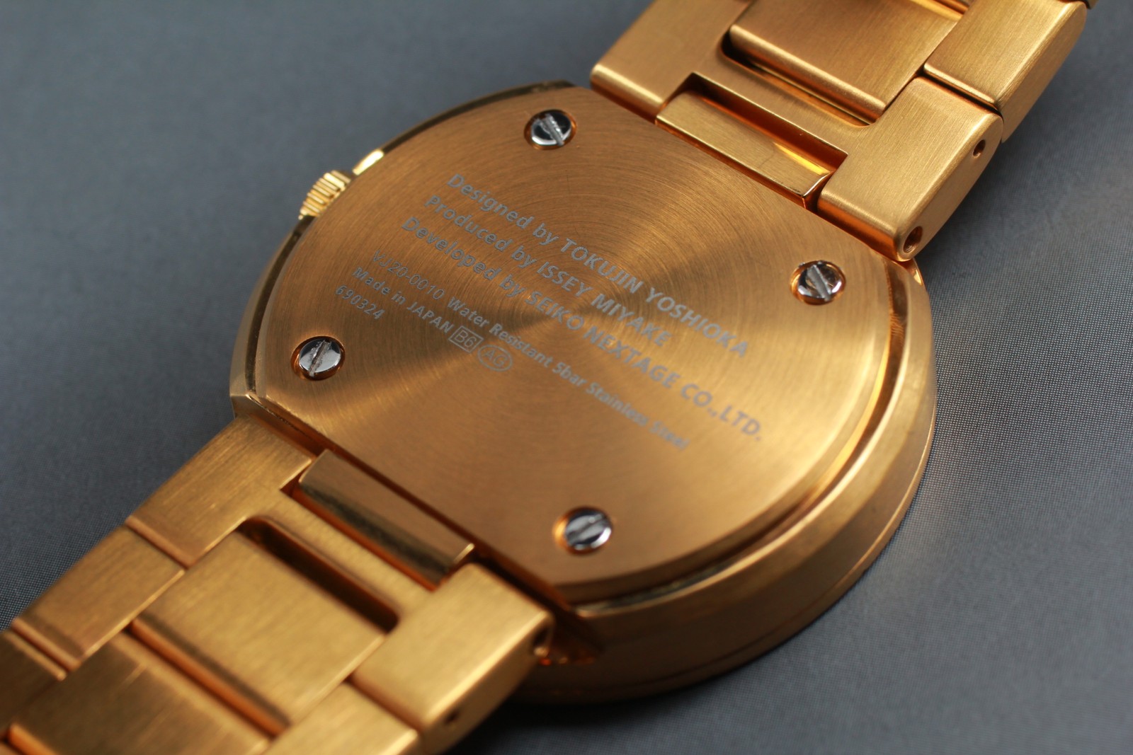 [MINT] ISSEY MIYAKE Tokujin Yoshioka designed GOLD NY0N005 Men’s Watch