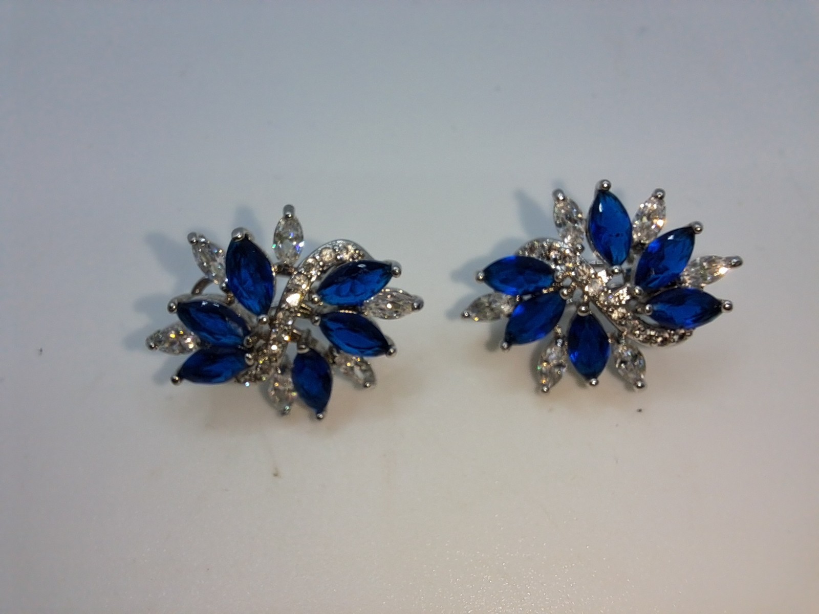 Womens Flower Blue Clear Stone Stud Pierced Earrings Silver Tone