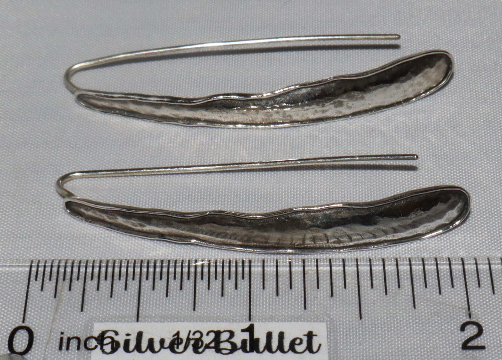 Vintage Paz Sterling Silver Hammered Ruffled Edge 2″ Long Threader Earrings