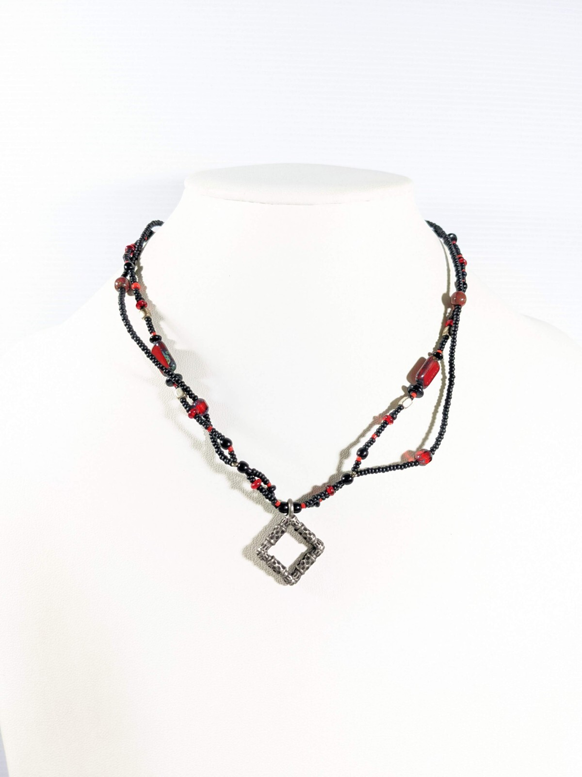 Silver Tone Red Black Beaded Open Square Pendant Necklace 21 inches