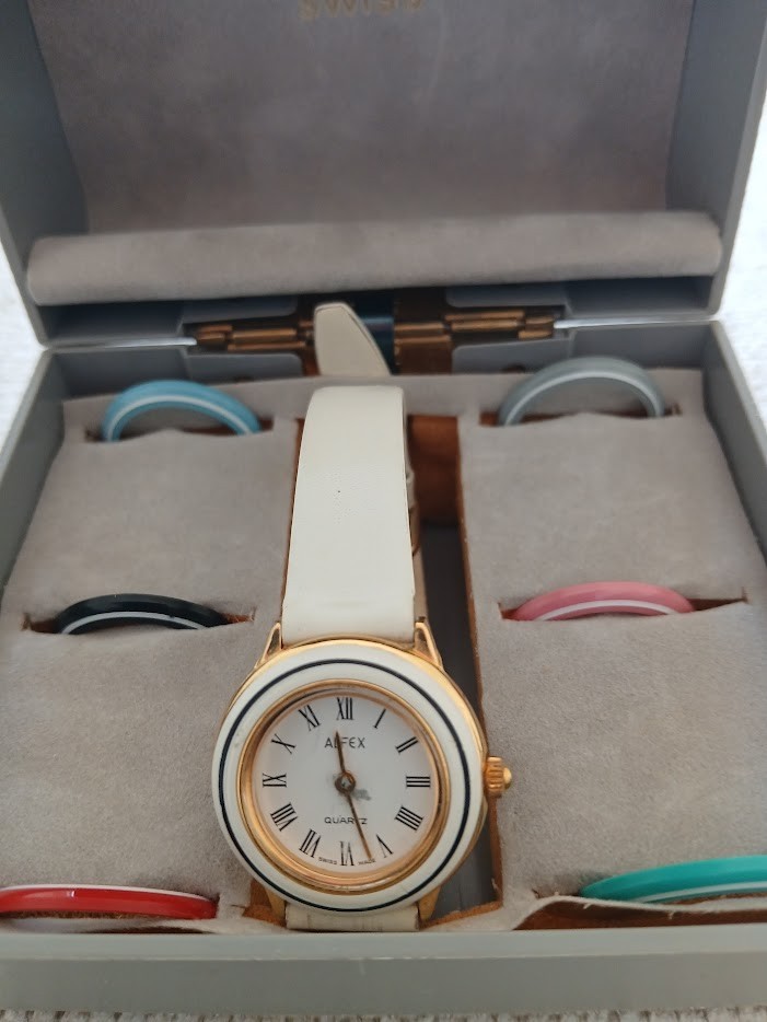ALFEX of Switzerland Woman’s Quartz Watch Vintage 1988 Original Box & Papers
