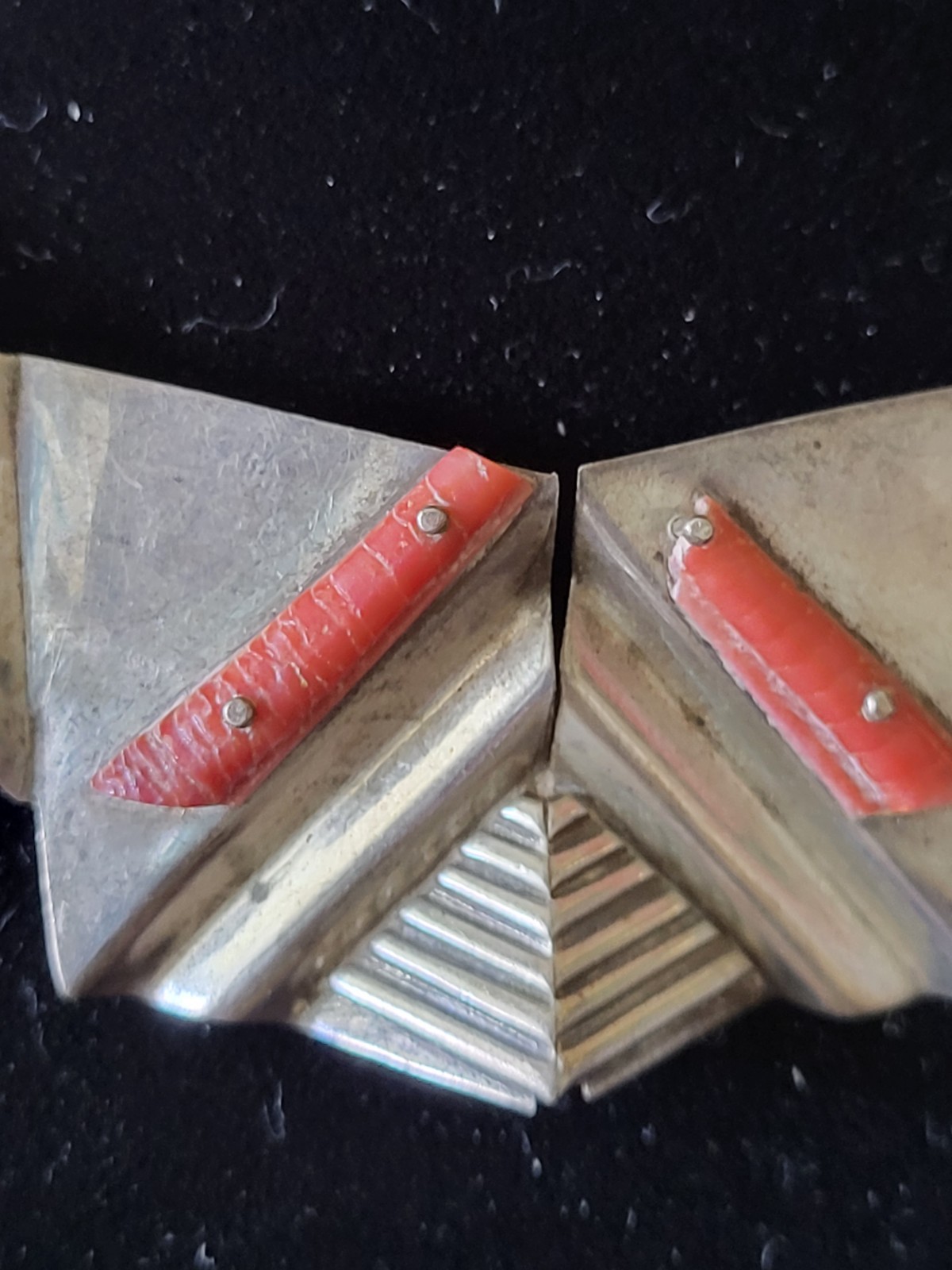VINTAGE RARE ARTISAN MAYAN PYRAMID STERLING NECKLACE WITH CORAL CONES & EARRING