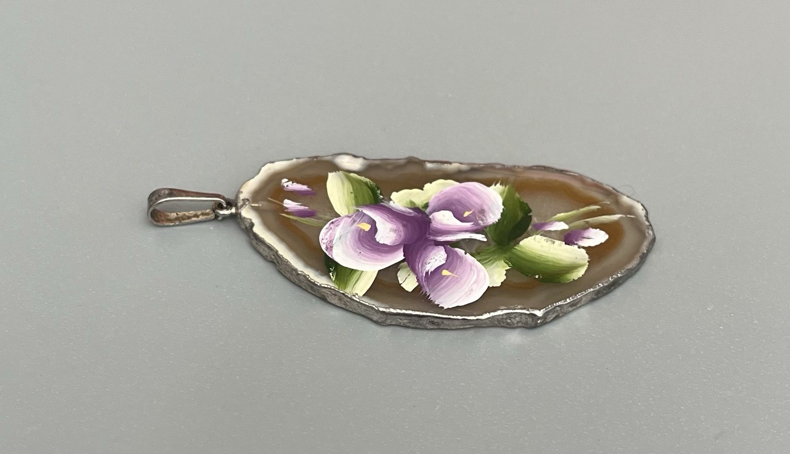 Vintage Hand Painted Translucent Agate Slice Pendant Purple Flowers Silver Tone