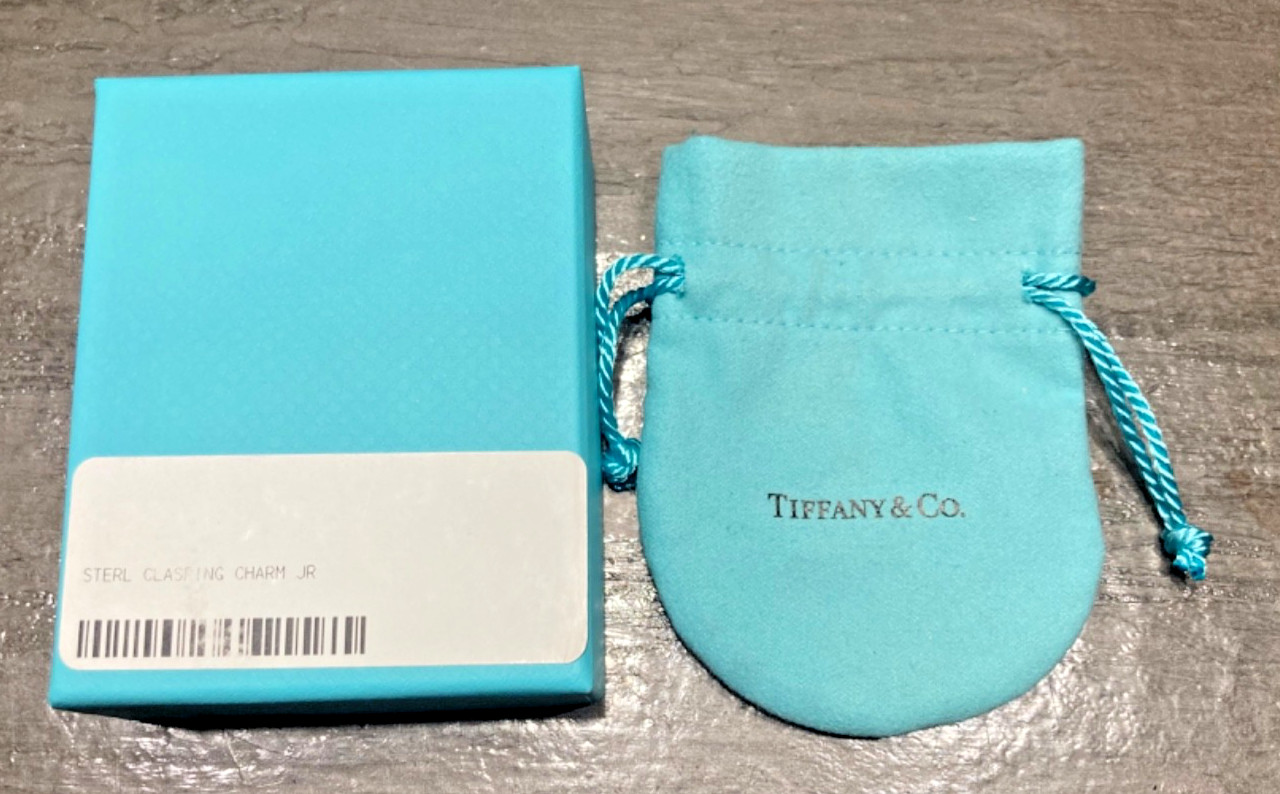 Tiffany Oval Clasping Link Jump Ring Charm or Bracelet Necklace Extender Length