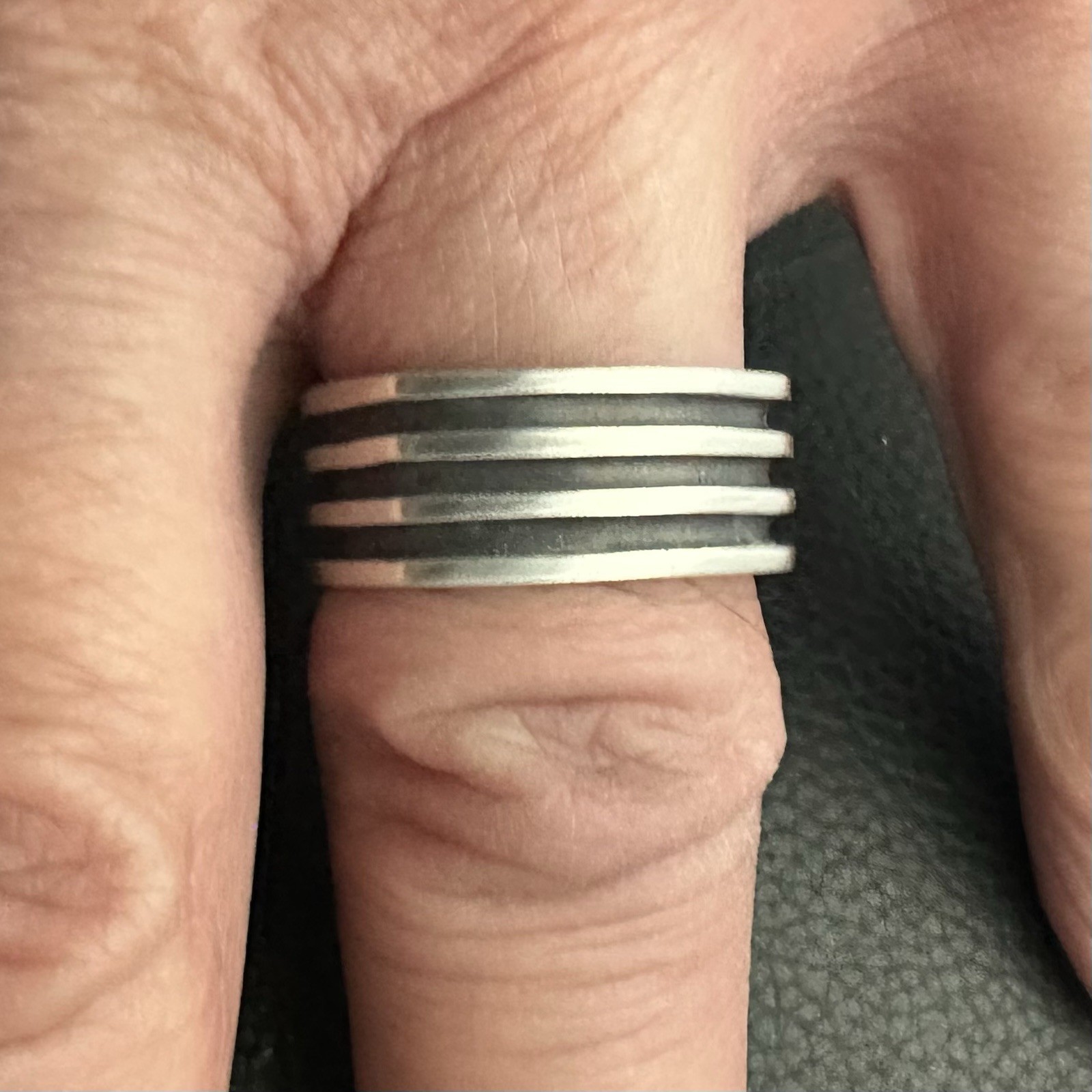 MJG STERLING SILVER CUSHION WEDDING RING . SZ 9-10 ONLY. 12 gr.