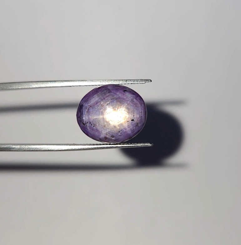 Natural 14.85 Ct Star Sapphire Purple Oval Cabochon untreated loose gemstone