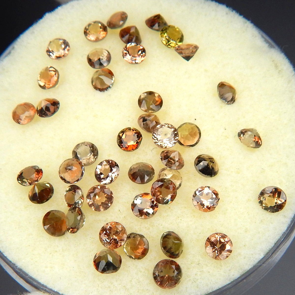 Lot of 10 Andalusite Pleochroic Flash Natural Mined Unheated 3mm Faceted Round