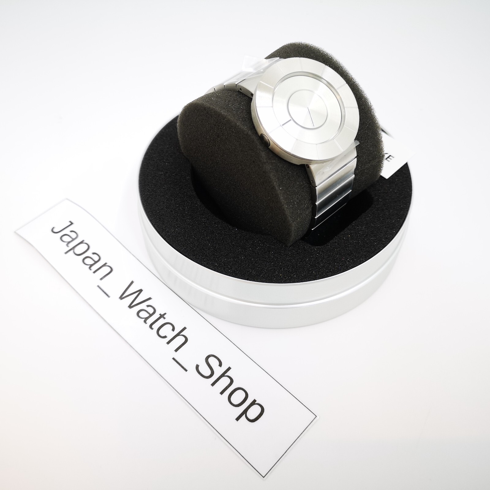 ISSEY MIYAKE TO Tio Yoshioka Tokujin design NY0N001 Silver Men Watch New in Box