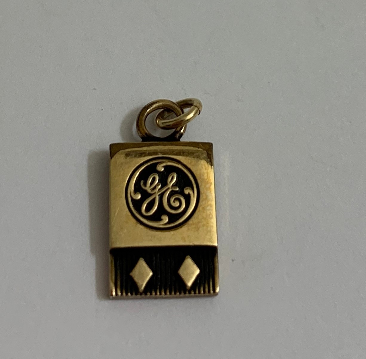 Vintage GE General Electric Small Charm by B. B. M. & Co 1/20 12K