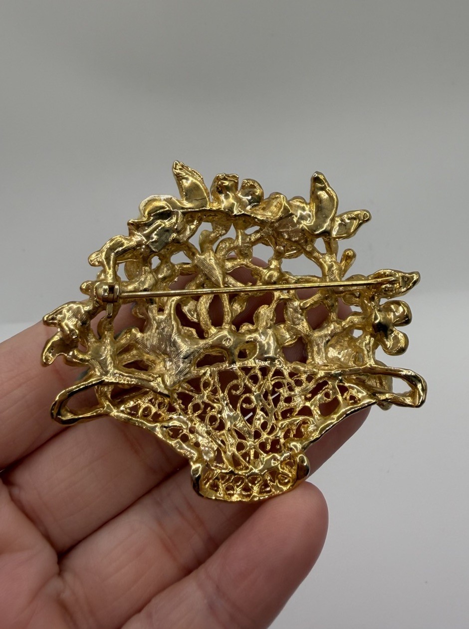 Vintage Gold Tone Filigree Flower Basket Brooch Pastel Enamel Spring Floral Pin