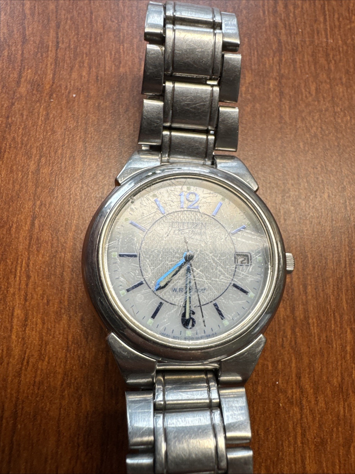 Citizen E111 S027161 Eco Drive Wristwatch White Dial Silver Quartz Analog WORKS