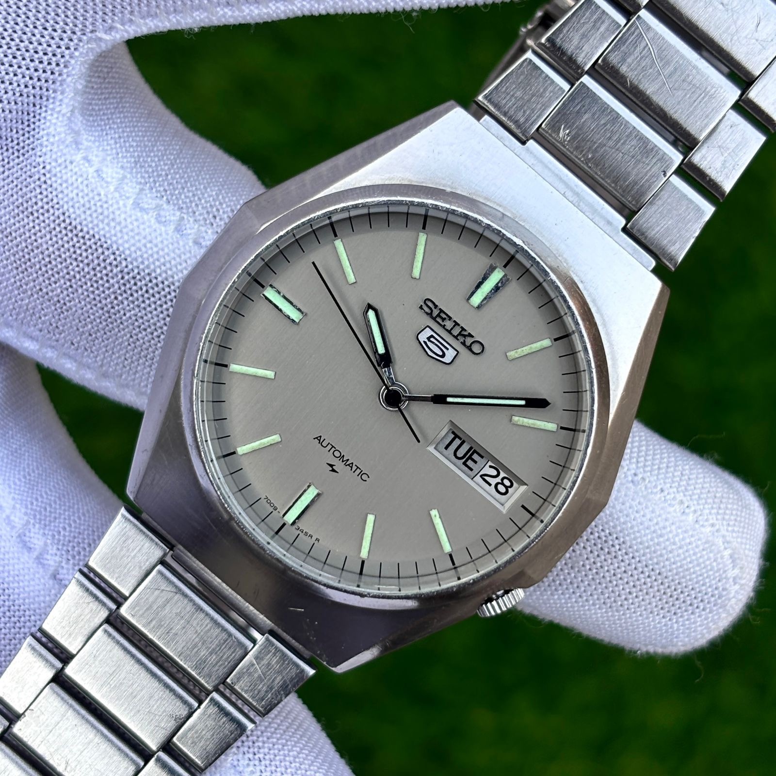 Vintage Seiko 5 Soft Skin Dial well kept Automatic Japan Men’s Watch 7009-8830