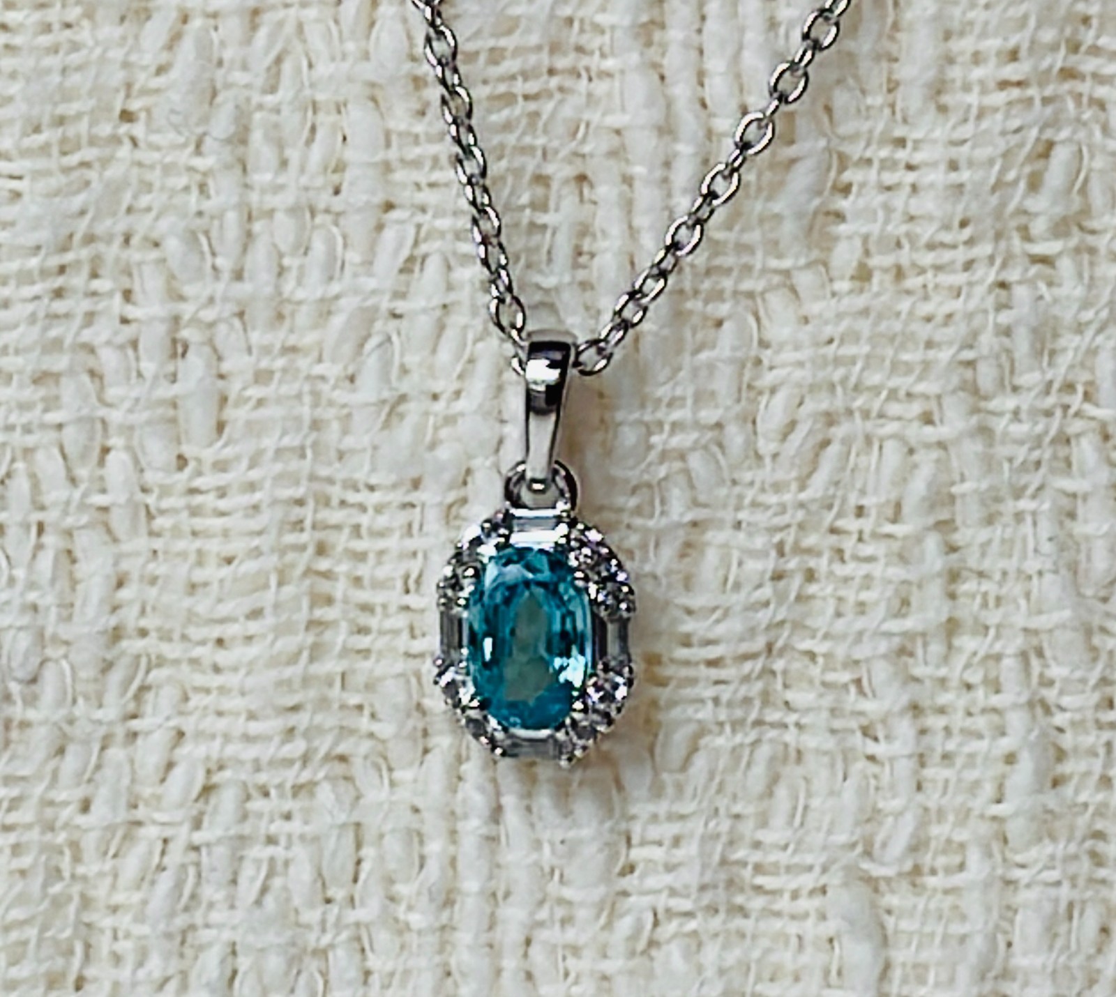Blue Topaz & Diamond Pendant Necklace 925 Sterling Silver 18 to 20 inches – NEW!
