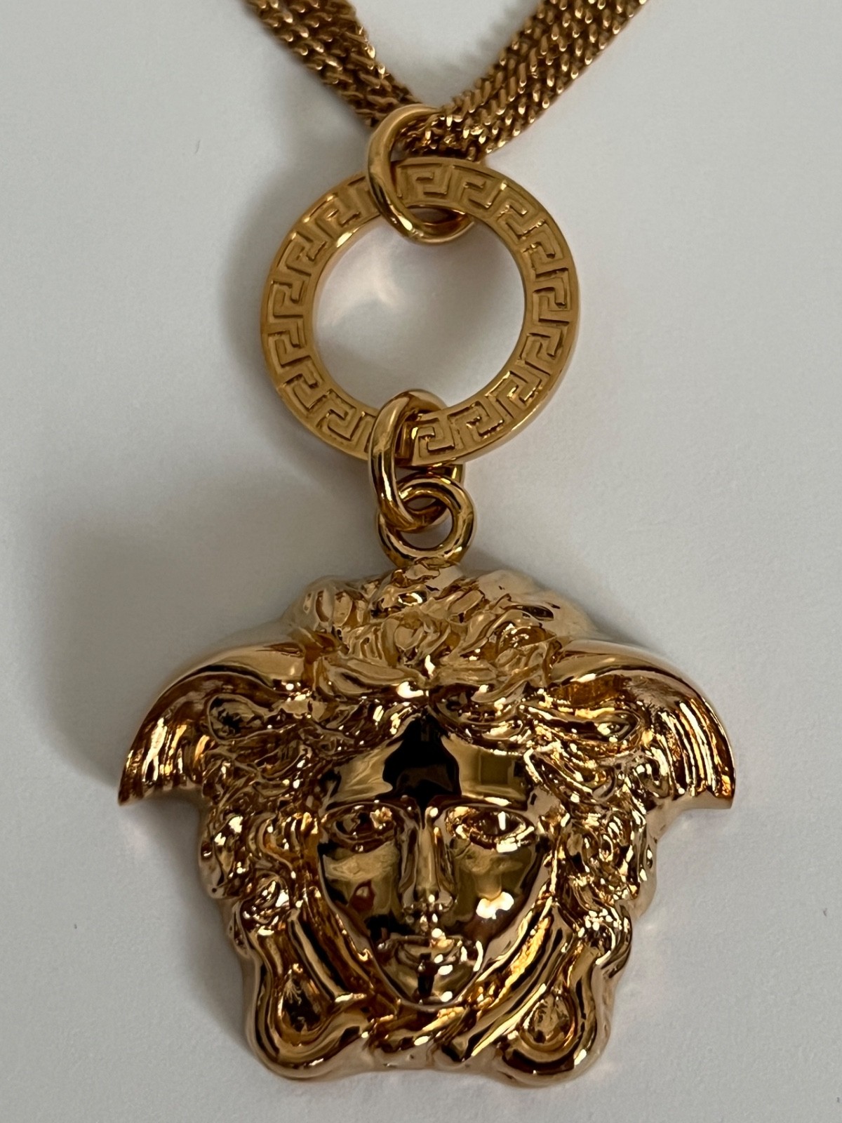 NWT Versace Medusa Head Large 3D Logo Charm Greek Key Gold Chain Bracelet $1295