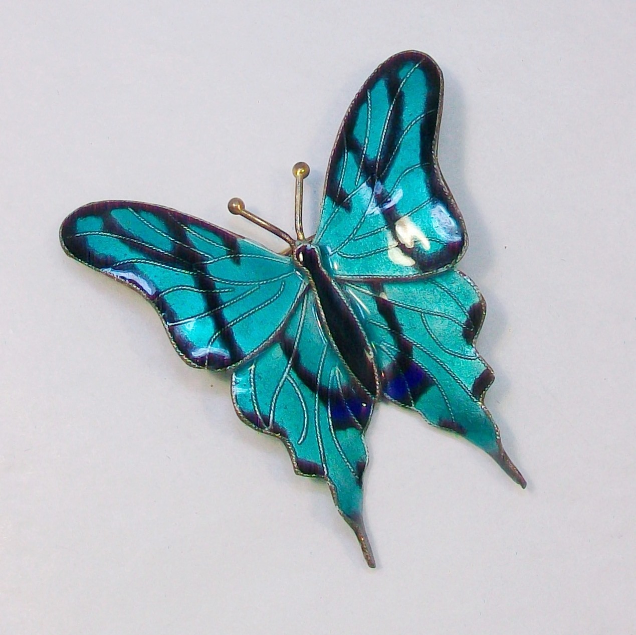 Vintage CHINESE EXPORT Cloisonne Enamel BUTTERFLY Figural Silver Pin Brooch