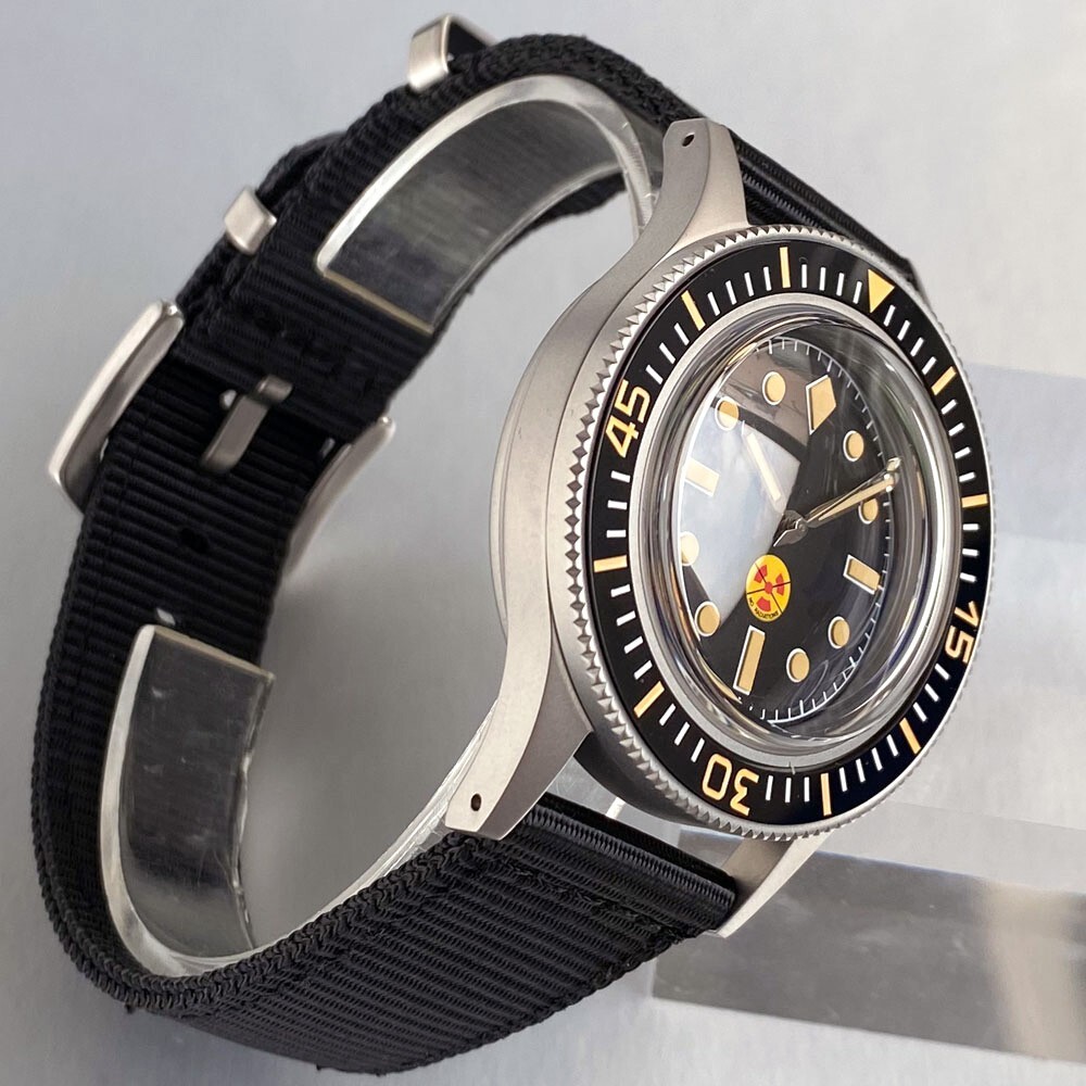 Radiation Dial 50-Fathoms Sapphire Glass Men Retro 40mm NH35A Automatic Watches