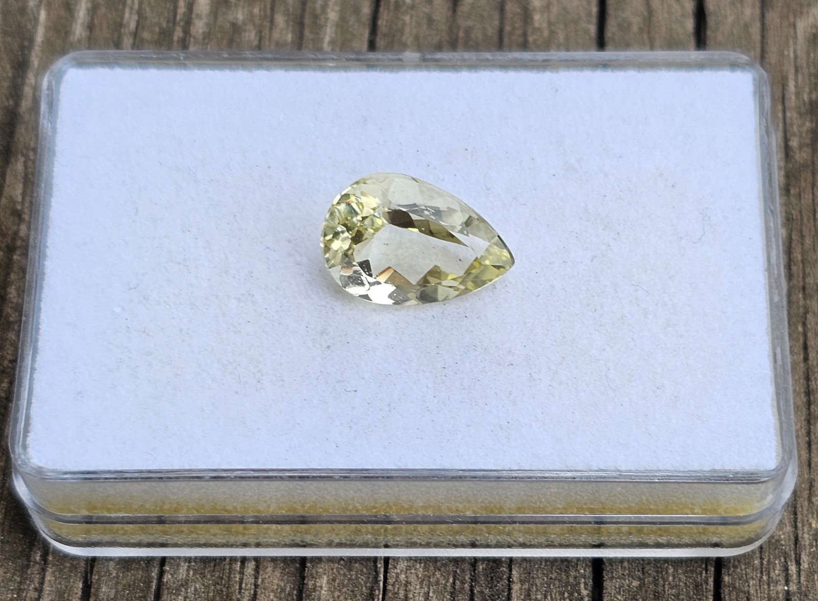 Yellow Beryl 14×9.7mm Pear Shape Loose Gemstone!