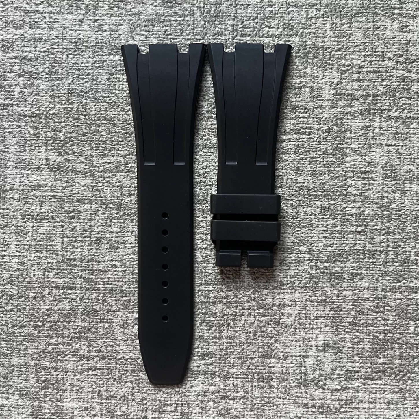 Replacement Rubber Watch Strap Fits AP Royal Oak 41 mm 26mm x 18mm Band