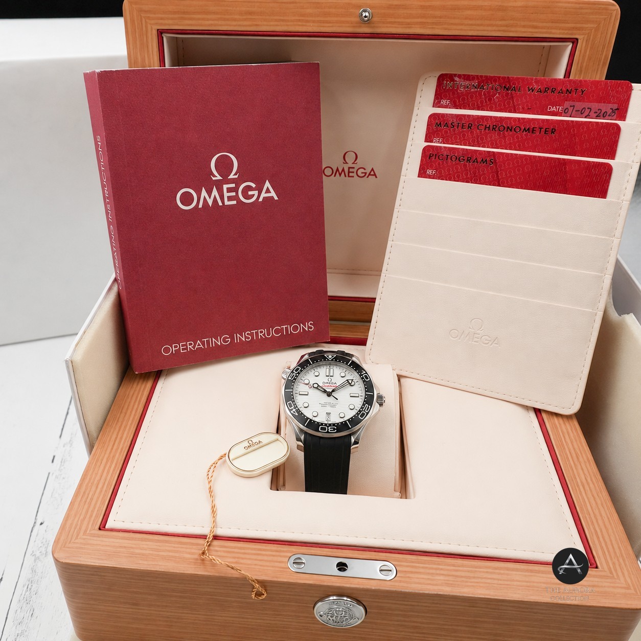 2025 OMEGA Seamaster Diver 300M White Dial 210.32.42.20.04.001 | Box & Papers