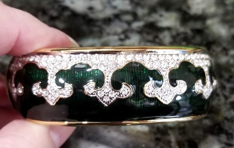 Bejeweled cuff bracelet with Green enamel and Gold tone metal Mint condition