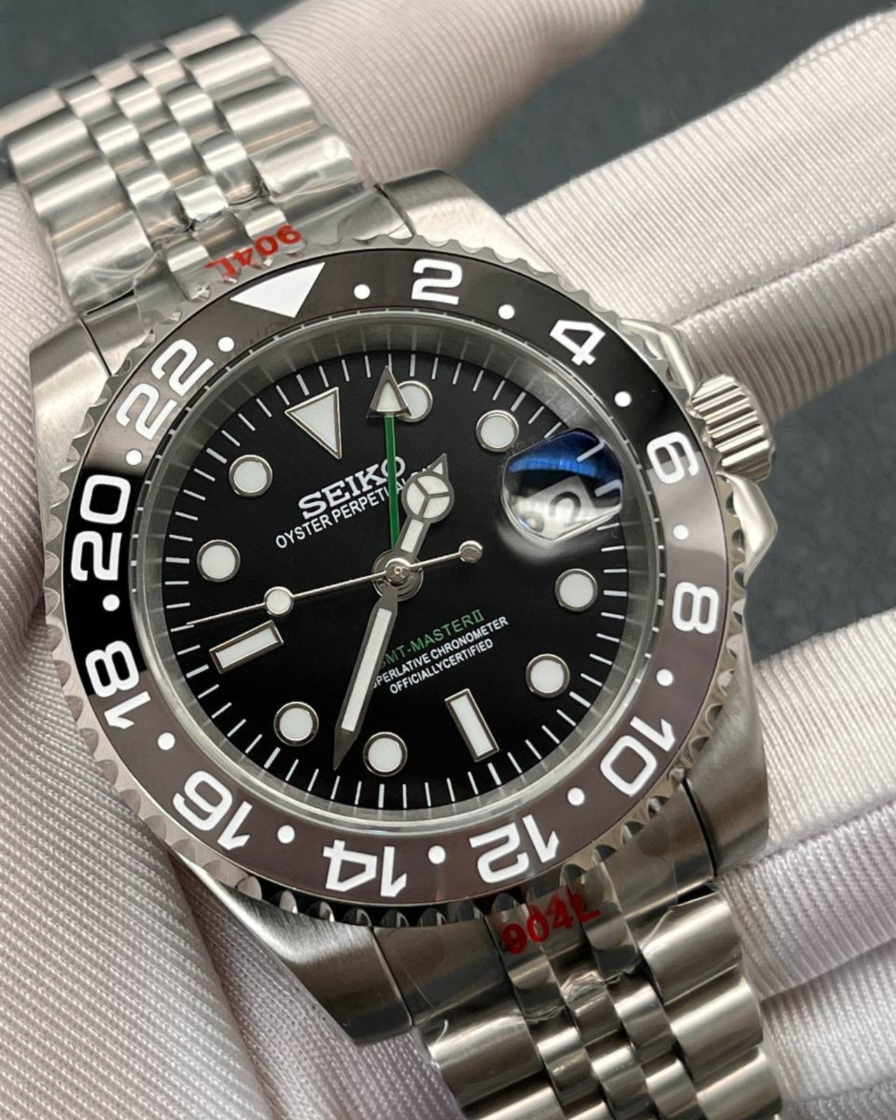 PrimeCrown Steel GMT Automatic | Brown/Black 24h Bezel | NH34