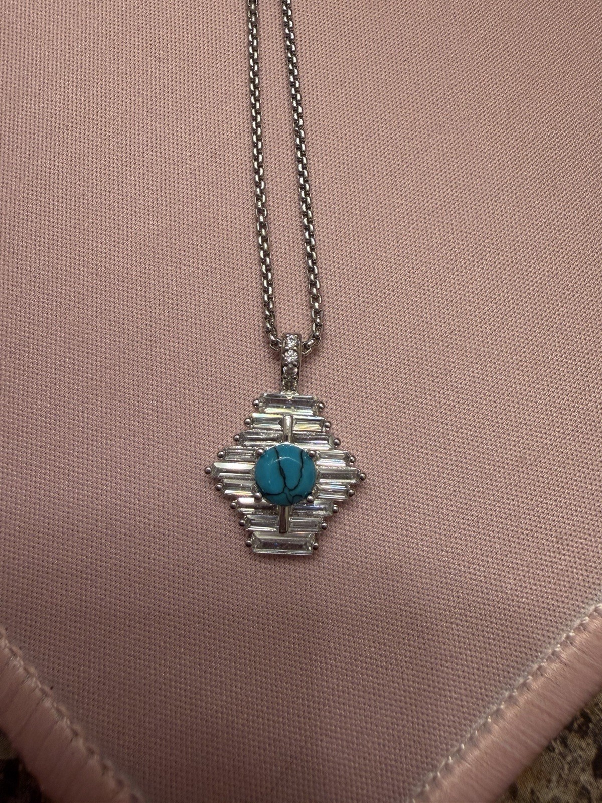 BP Silver Tone Chain Necklace Round Turquoise Bezel Pendant Charm
