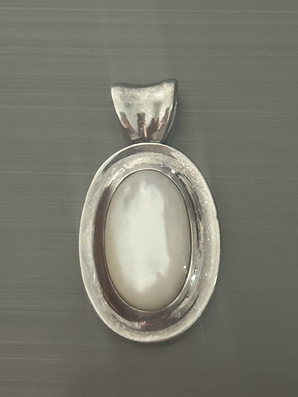 Large Sterling Silver Mother Of Pearl Oval Pendant 8.8 Grams