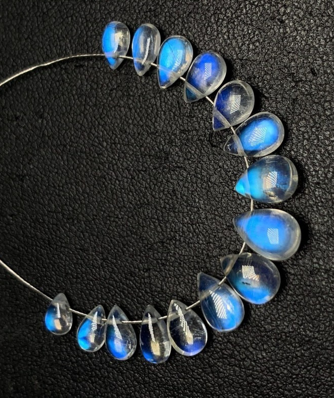 AAAAAA Rainbow Moonstone Gorgeous Blue Fire Briolettes,Pear size 4×6 to 6×9.50